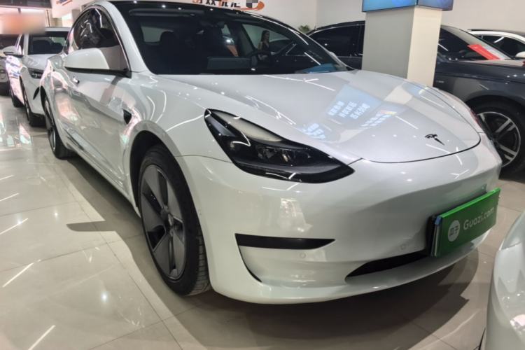 Tesla Model 3 2021 — 3