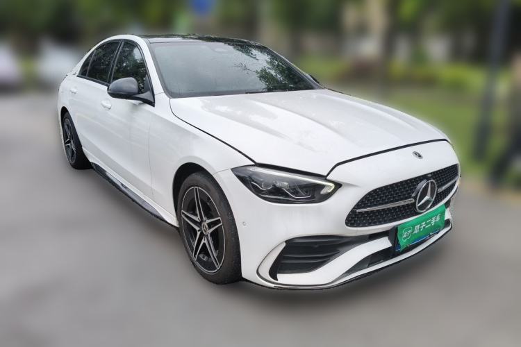 Mercedes-Benz C 260 L 2023 — фото 3