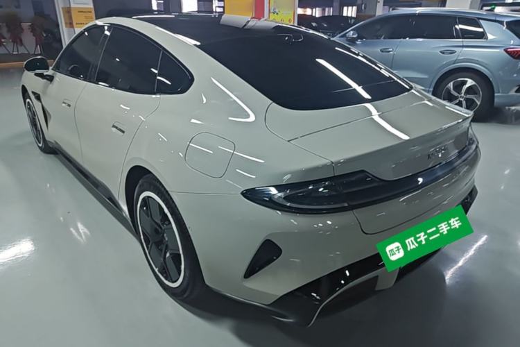 Xiaomi SU7 2024 — 4
