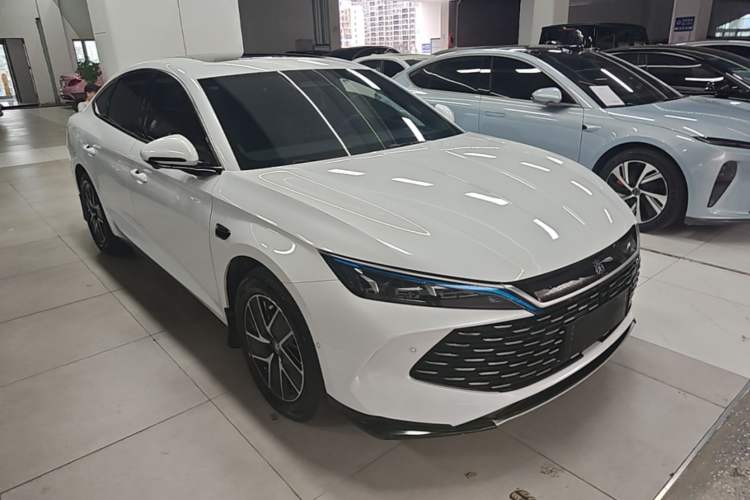 BYD Qin L 2025 — 3