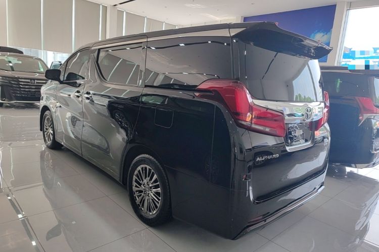Toyota Alphard 2021 — фото 4