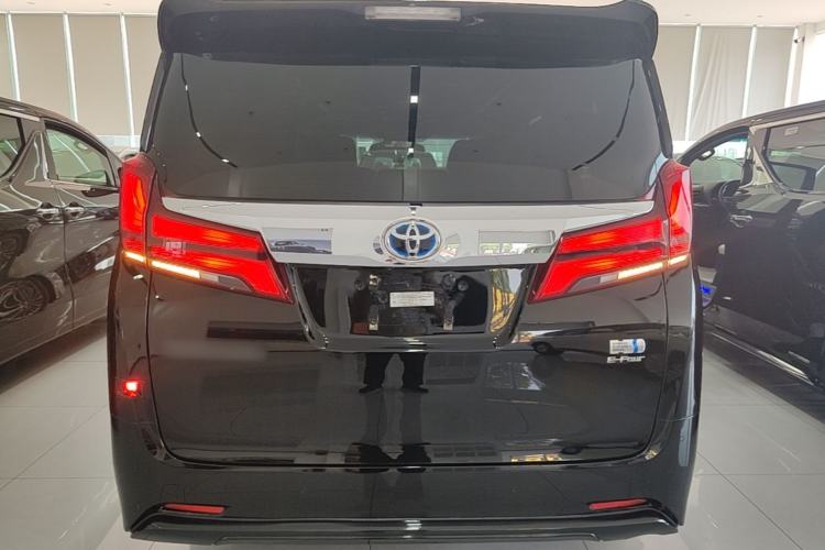 Toyota Alphard 2021 — фото 5