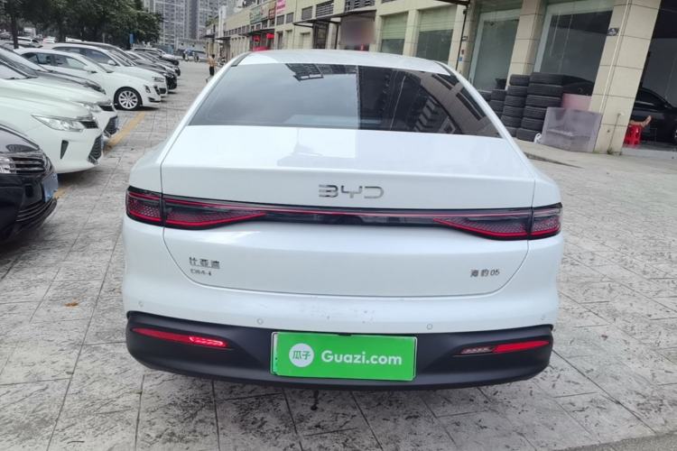 BYD Seal 05 DM-i 2025 — фото 5