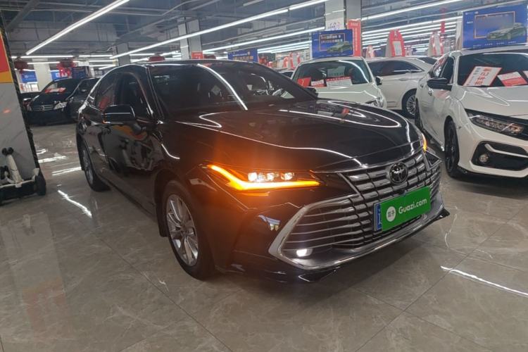 Toyota Avalon 2024 — 3