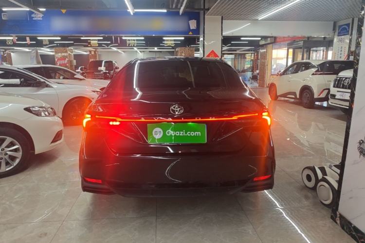 Toyota Avalon 2024 — 5