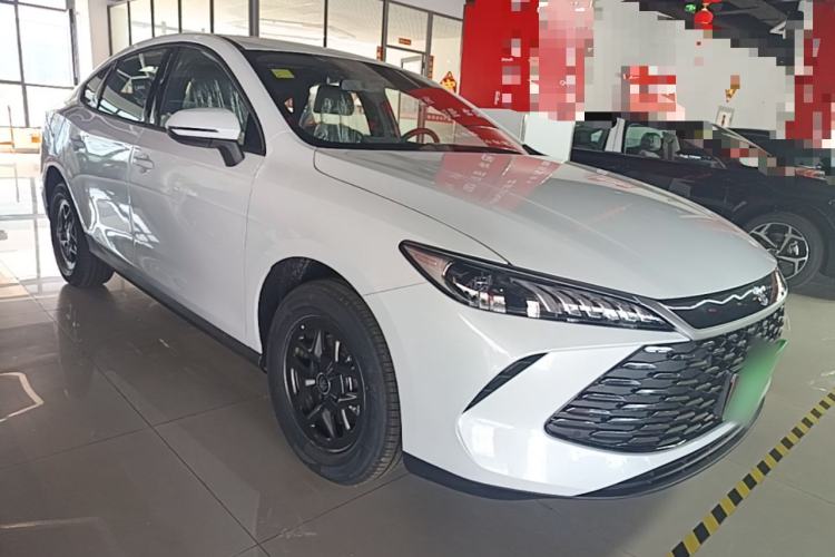 BYD Qin PLUS 2026 — 3