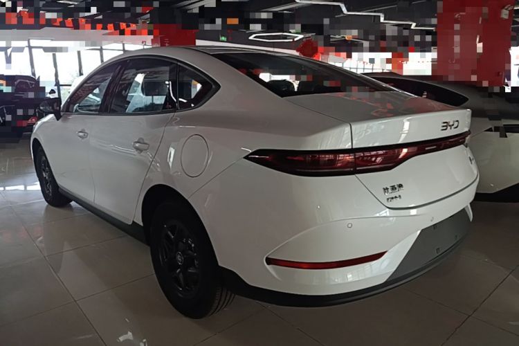 BYD Qin PLUS 2026 — 4