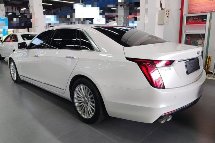 Cadillac CT6 2021 — 4
