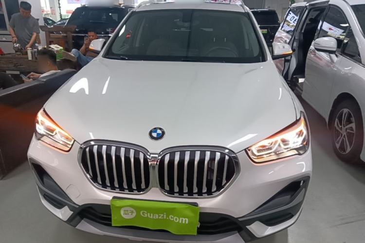 BMW X1 2020 — 2