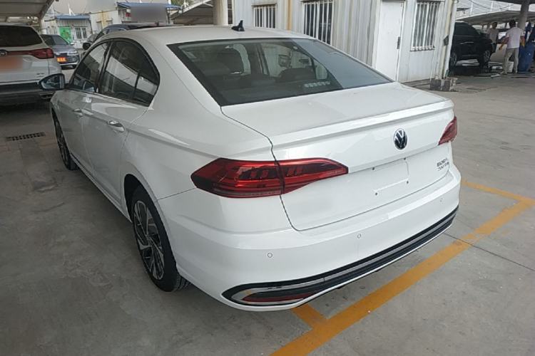 Volkswagen Bora 2023 — 4