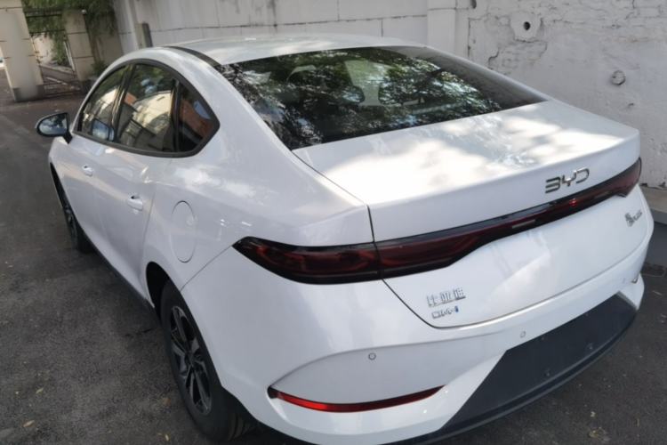 BYD Qin Plus 2025 — фото 4