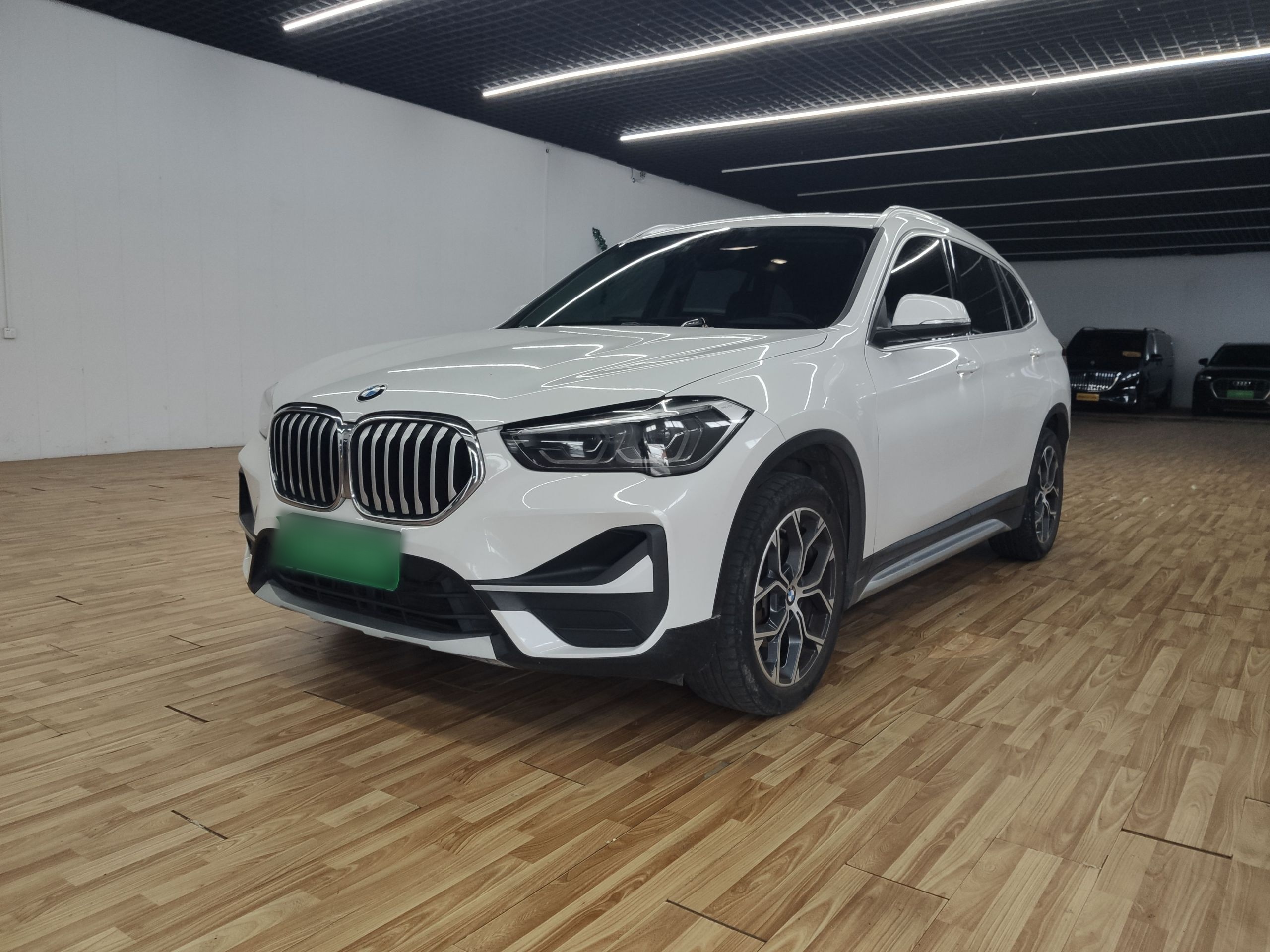 BMW X1 2020 — фото 1