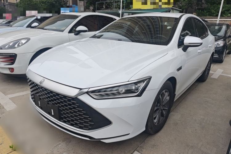 BYD Qin Plus 2023 — фото 1