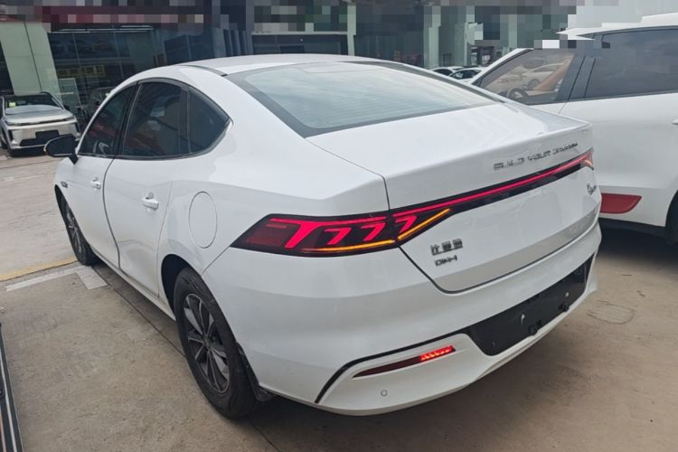 BYD Qin Plus 2023 — фото 4