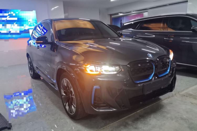 BMW iX3 2022 — 3