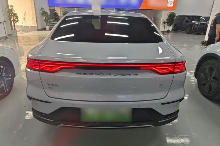 BYD Han 2024 — 5