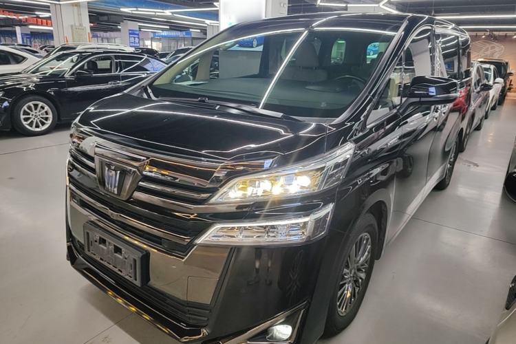 Toyota vellfire 2023 — фото 1