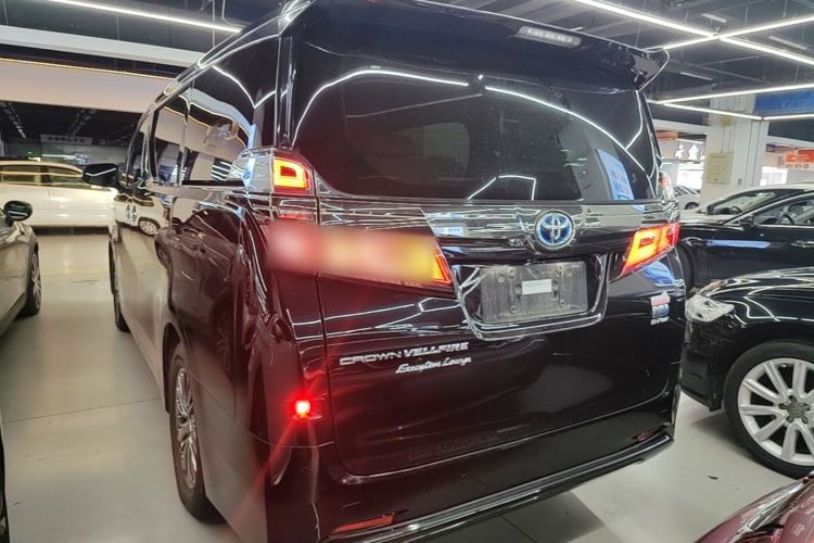 Toyota vellfire 2023 — фото 4