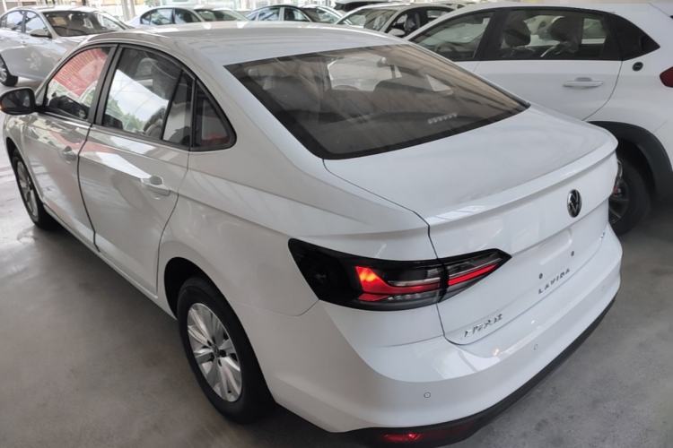 Volkswagen Lavida 2025 — 4
