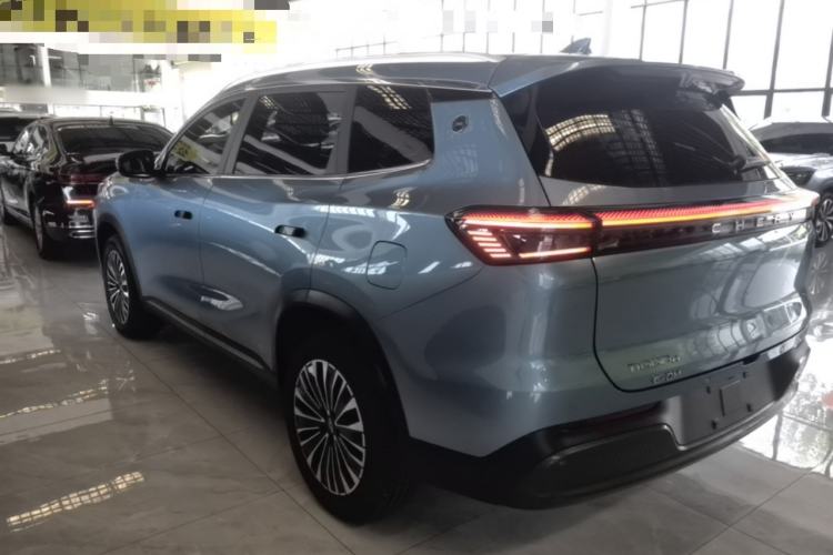 Chery Tiggo 8 Plus C-DM 2025 — фото 4