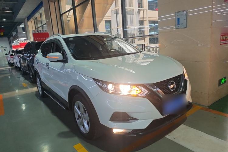 Nissan Qashqai 2022 — фото 3