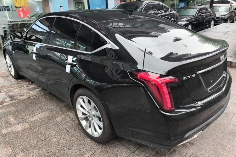 Cadillac CT5 2023 — 4