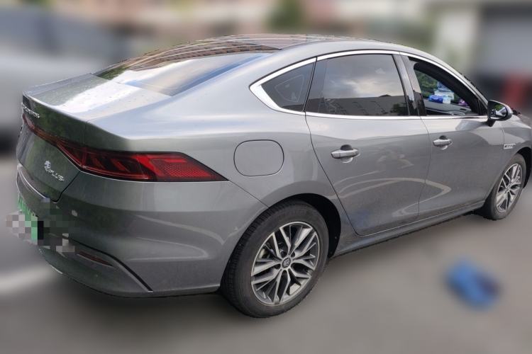 BYD Qin PLUS 2023 — фото 4