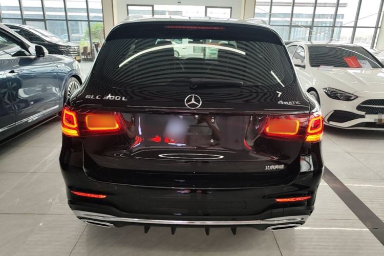 Mercedes-Benz GLC 300 L 2022 — фото 5