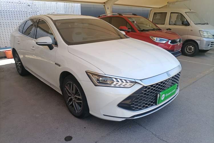 BYD Qin Plus 2023 — фото 3