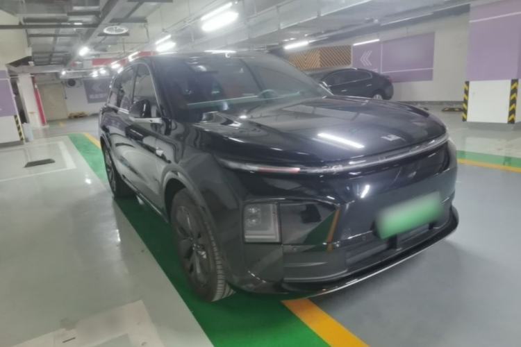 Li Auto L6 2025 — 3