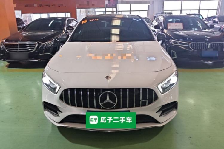 Mercedes-Benz A 200 L 2022 — 2
