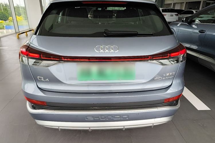 Audi Q4 e-tron 2023 — 5