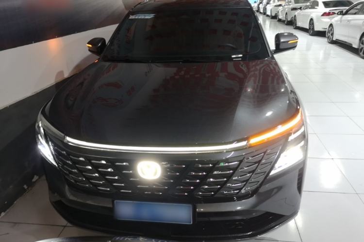 ChangAn CS75 PLUS 2025 — фото 2