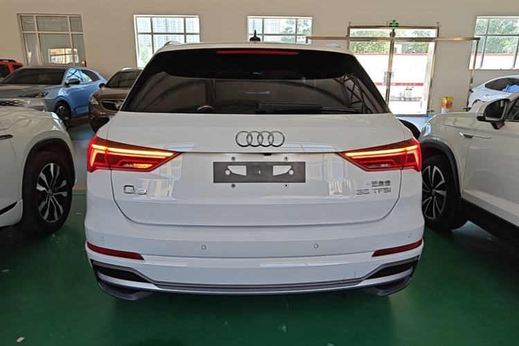 Audi Q3 2020 — 5