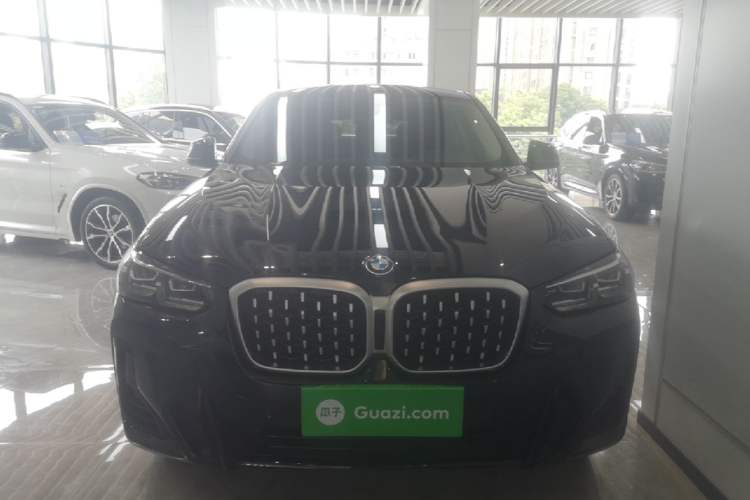 BMW X4 2022 — 2