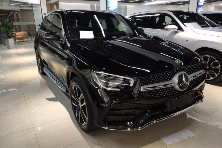 Mercedes-Benz GLC 300 L 2021 — фото 3