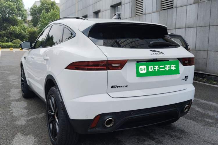 Jaguar e pace 2024 — фото 4