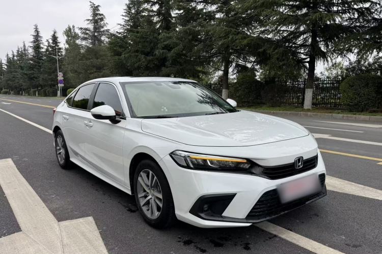 Honda Civic 2023 — 3