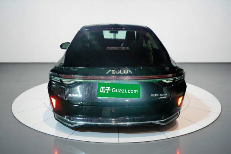 DongFeng Yixuan MAX 2023 — 5
