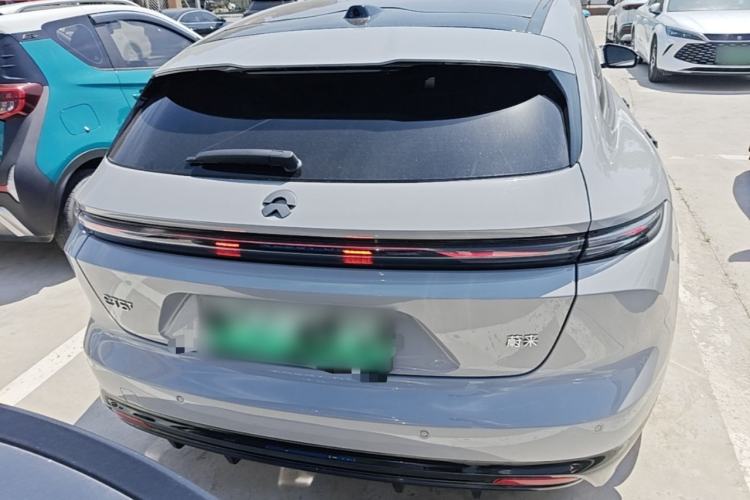 NIO ET5T 2025 — 5