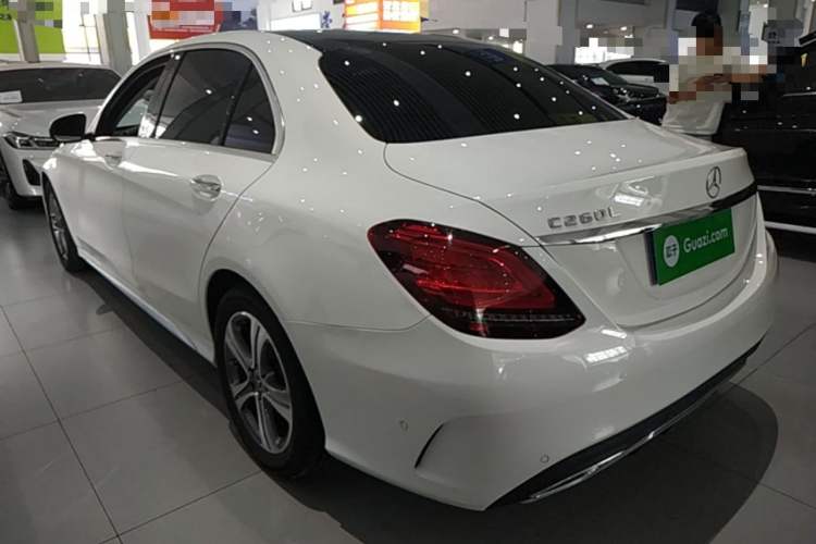 Mercedes-Benz C 260 L 2021 — фото 4