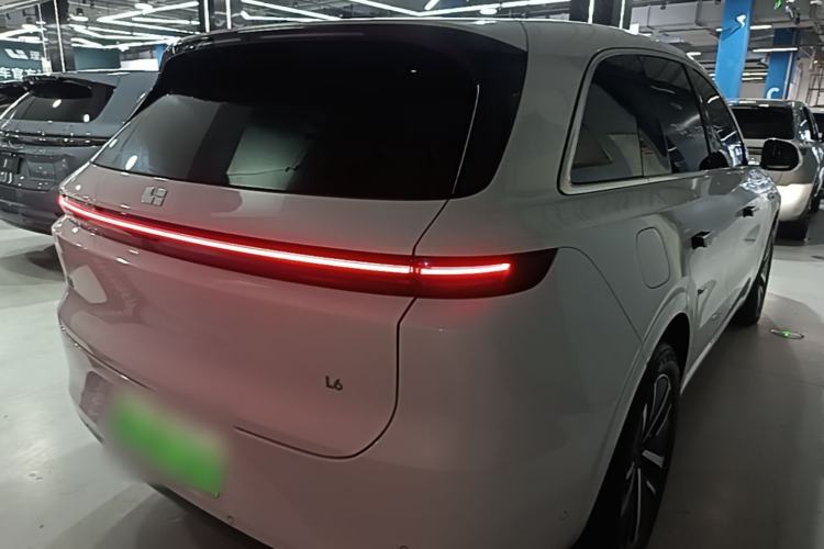 Li Auto L6 2024 — 5