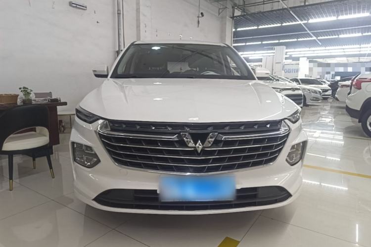 Wuling Victory 2020 — 2