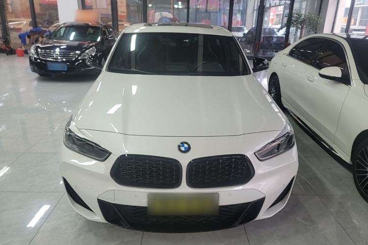 BMW X2 2021 — 2