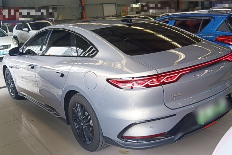 BYD Han 2025 — 4