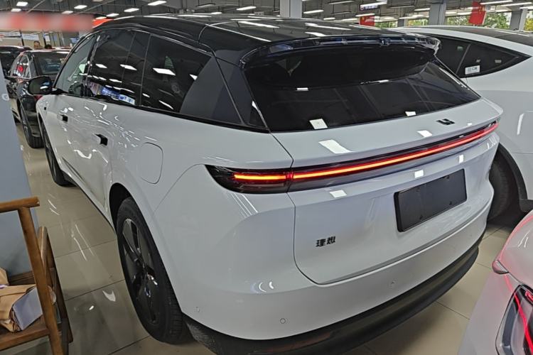 Li Auto i6 2025 — 4