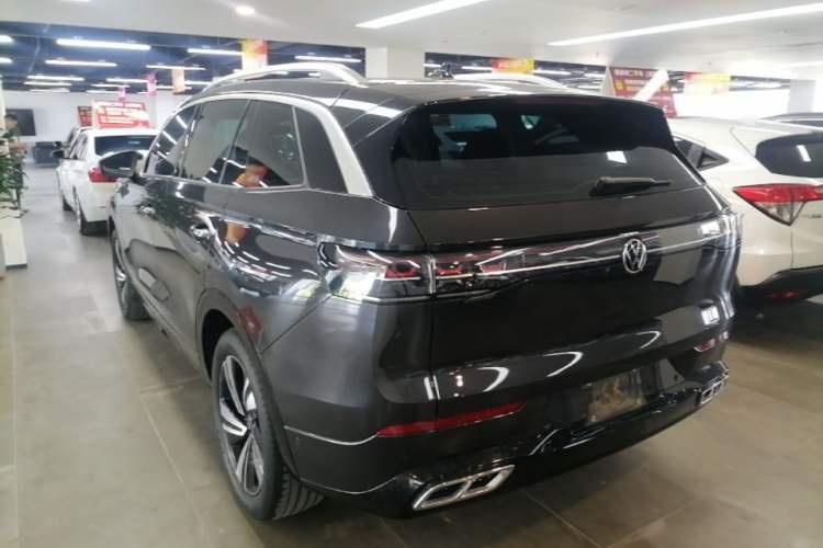 Volkswagen Tavendor 2023 — 4