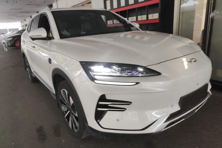 BYD song plus new energy 2025 — фото 3