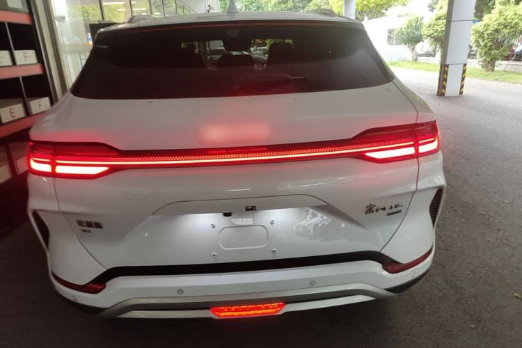 BYD song plus new energy 2025 — фото 5