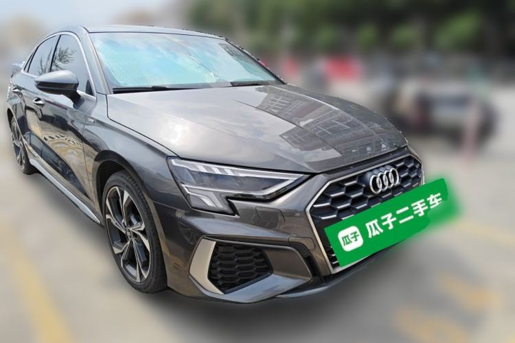 Audi A3L 2023 — 3